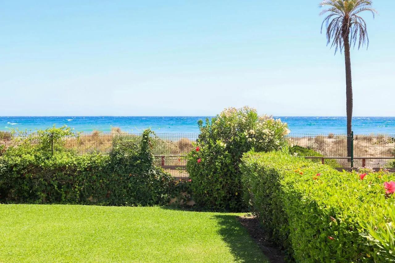 Frontline Beach Ground Floor Apartment - Los Monteros Palm Beach Marbella 0*,  Spanien