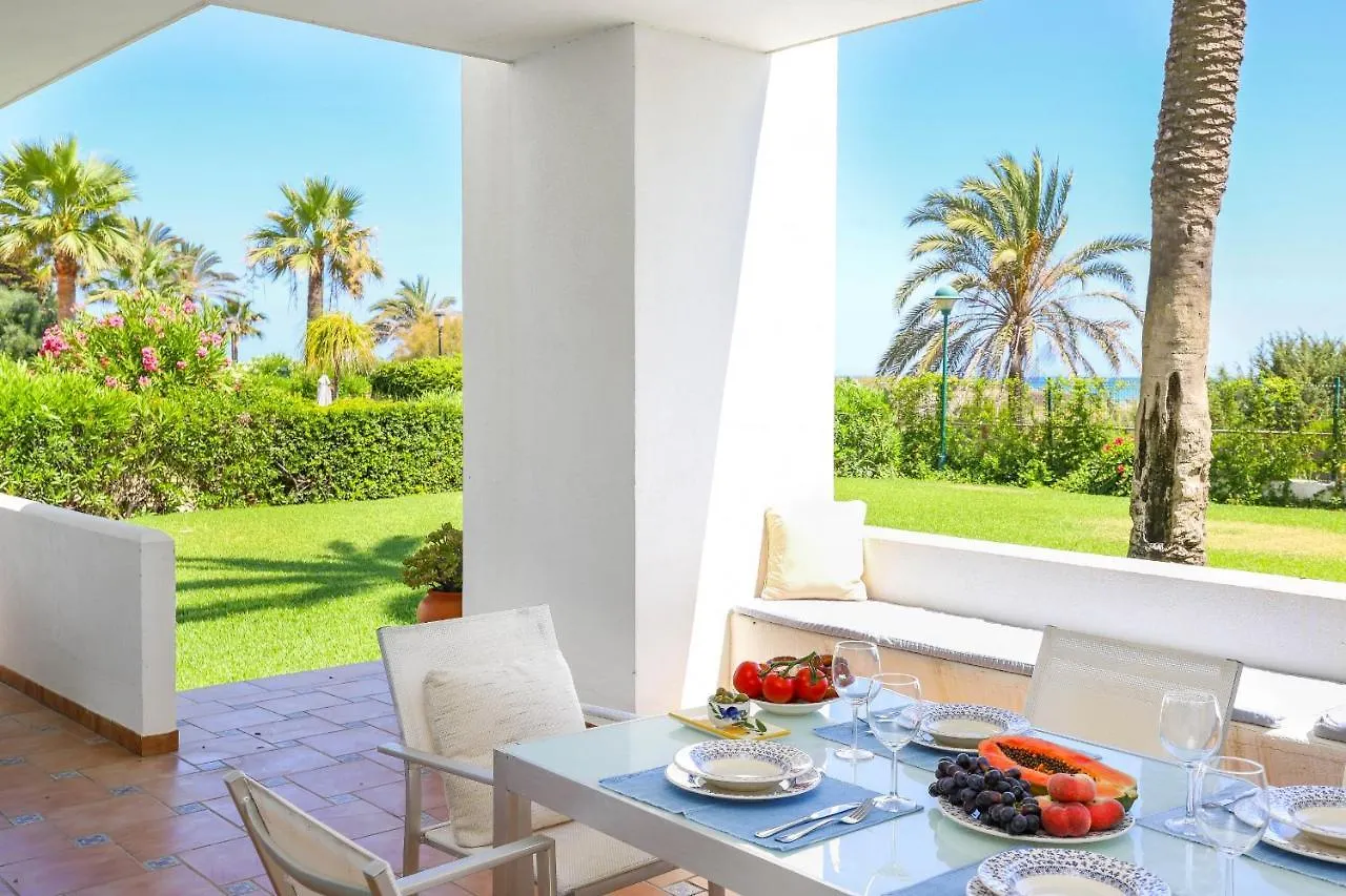 Frontline Beach Ground Floor Apartment - Los Monteros Palm Beach Marbella Spanien